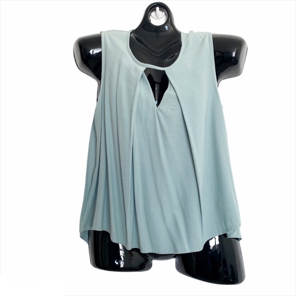 FOREVER 21 TOP SLEEVELESS MEDIUM - Picture 1 of 6